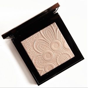 Limited Edition Burberry No. 02 Nude Gold